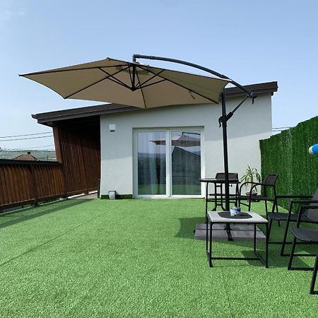 Luxus Cluj Airport Apartments 外观 照片