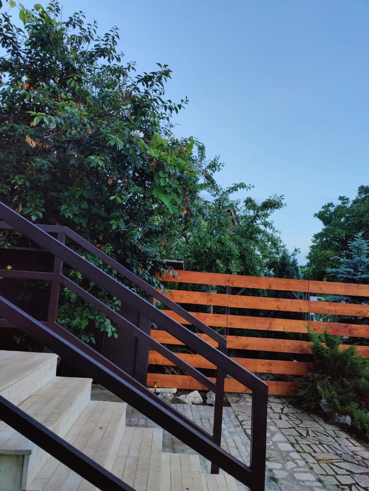Luxus Cluj Airport Apartments 外观 照片