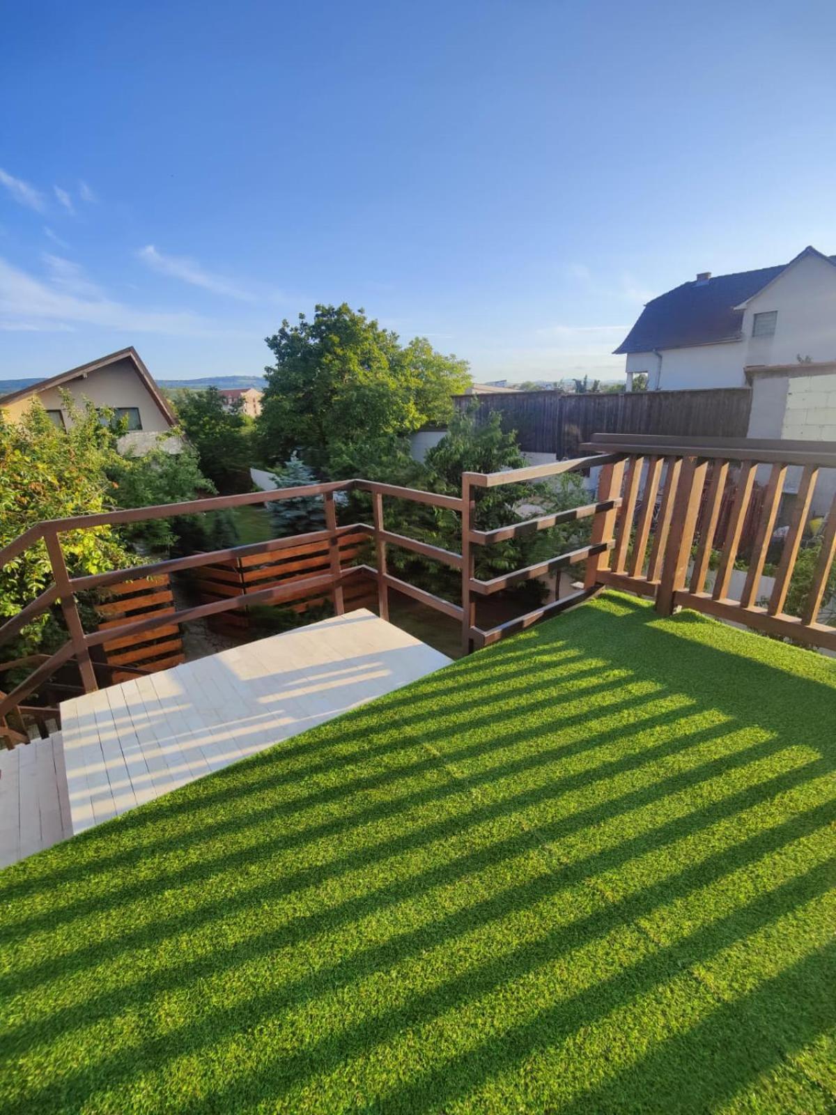 Luxus Cluj Airport Apartments 外观 照片
