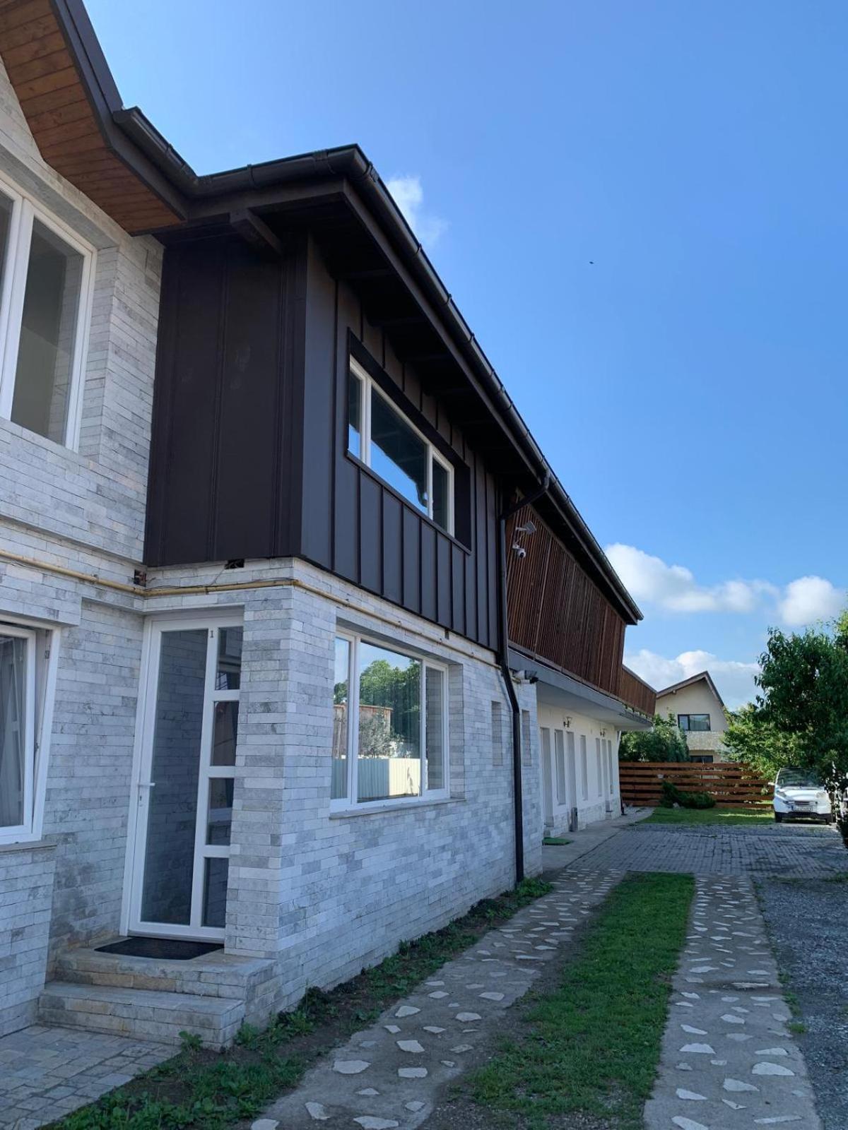 Luxus Cluj Airport Apartments 外观 照片