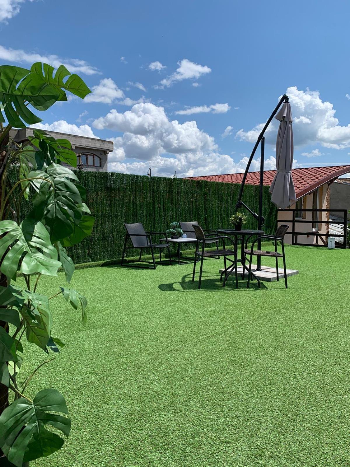 Luxus Cluj Airport Apartments 外观 照片