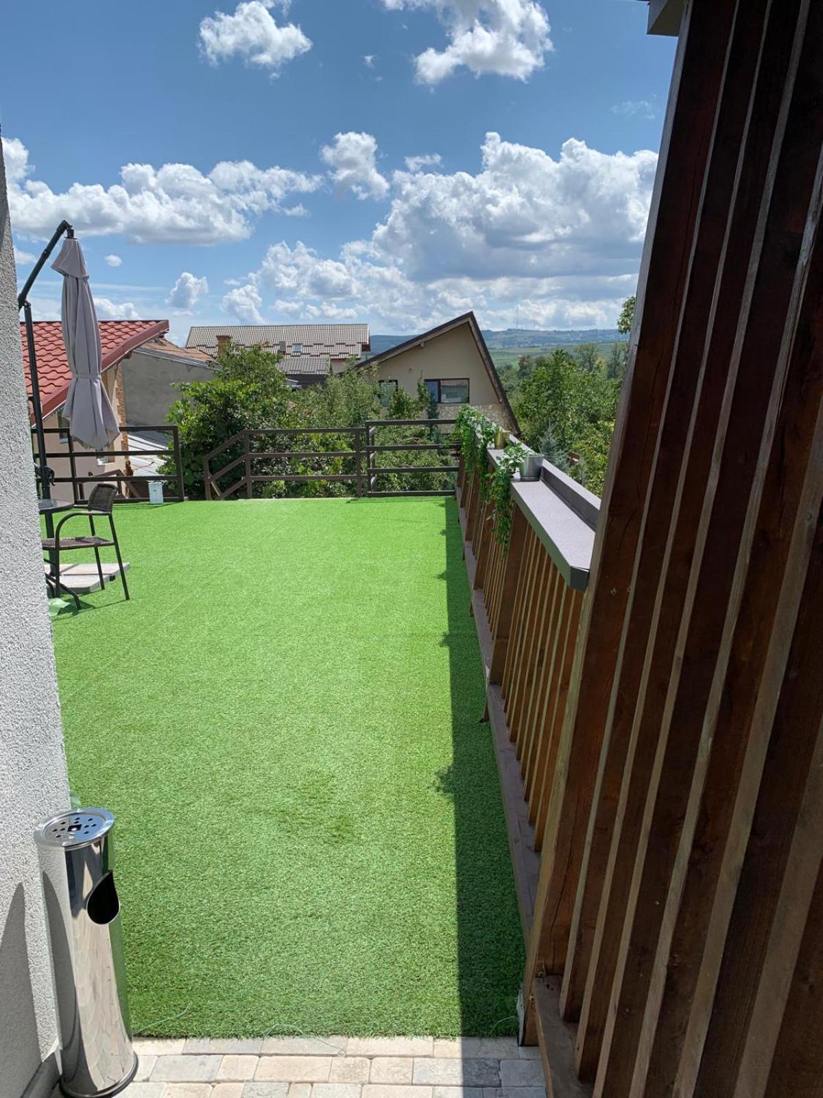 Luxus Cluj Airport Apartments 外观 照片