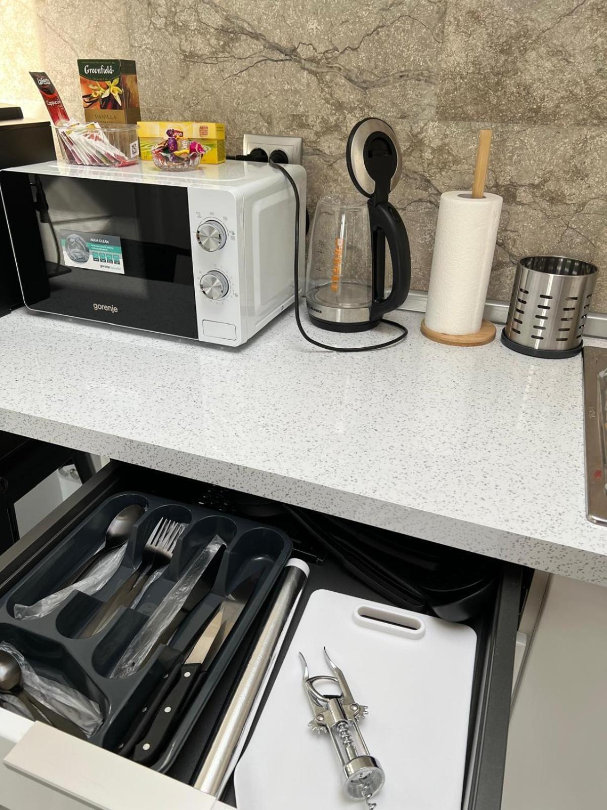 Luxus Cluj Airport Apartments 外观 照片