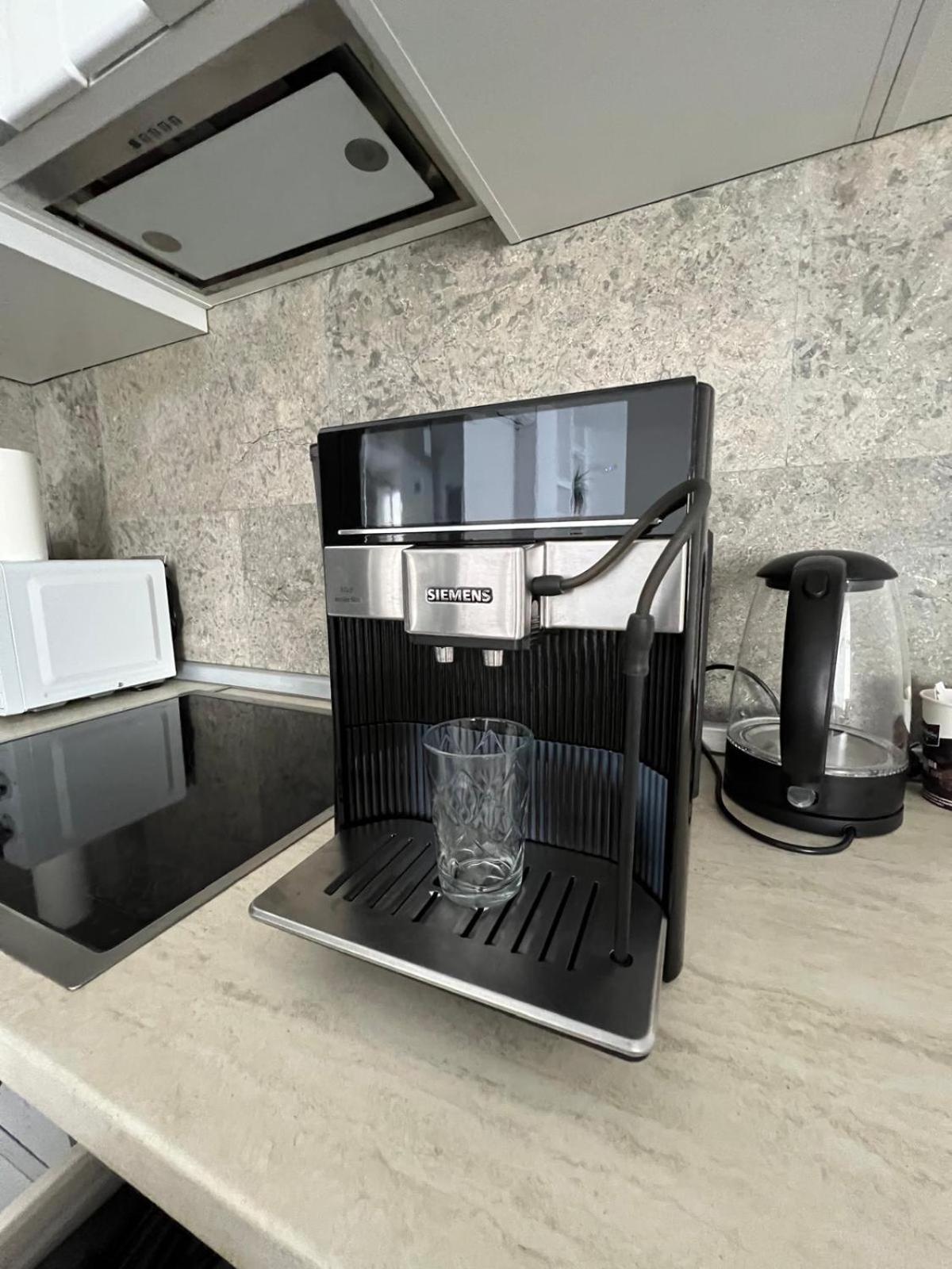 Luxus Cluj Airport Apartments 外观 照片