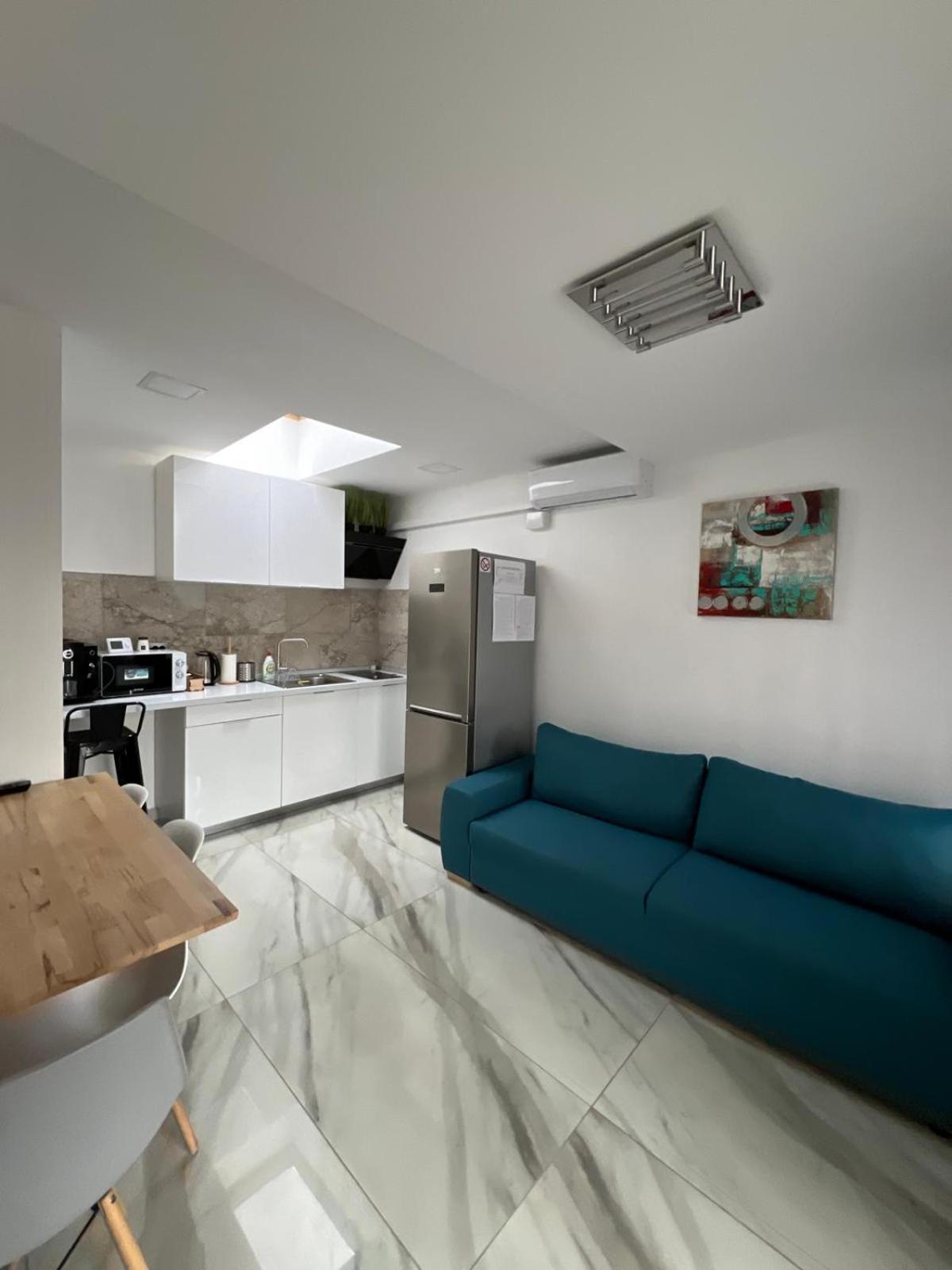 Luxus Cluj Airport Apartments 外观 照片